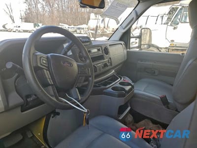 Zdjęcie 8 z 13 samochodu: 2023 FORD ECONOLINE E-350 - BOX TRUCK * RUNS & DRIVES * PRIOR FLEET * VIN:1FDWE3FN9PDD03003 - miniatura
