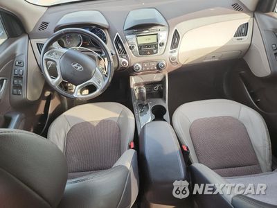 Zdjęcie 8 z 12 samochodu: 2010 HYUNDAI TUCSON GLS VIN:KM8JU3AC3AU089894 - miniatura
