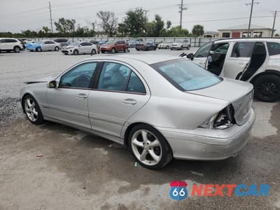 Drugie zdjęcie samochodu z przodu: 2004 MERCEDES-BENZ C 230K SPORT SEDAN VIN:WDBRF40J64F553534 - miniatura