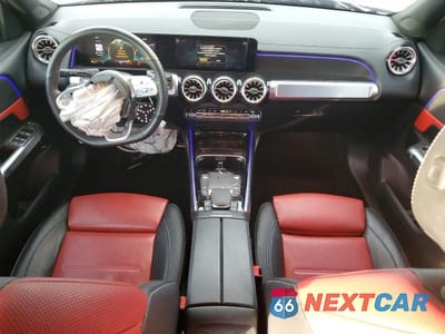 Zdjęcie 8 z 13 samochodu: 2022 MERCEDES-BENZ GLB AMG 35 4MATIC VIN:W1N4M5BB2NW184971 - miniatura