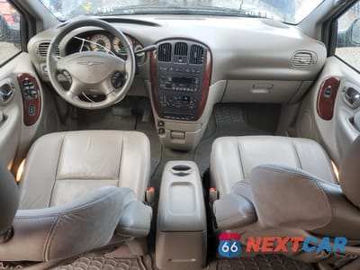 Zdjęcie 8 z 13 samochodu: 2001 CHRYSLER TOWN & COUNTRY LIMITED VIN:2C8GP64L01R382926 - miniatura