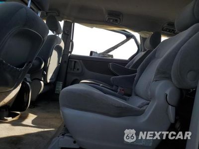 Zdjęcie 16 z 19 samochodu: 2006 TOYT SIENNA CE VIN:5TDZA23C86S468084 - miniatura