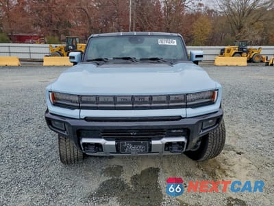 Piąte zdjęcie samochodu w środku: 2025 GMC HUMMER SUV 3X VIN:1GKB0RDC8SU101756 - miniatura