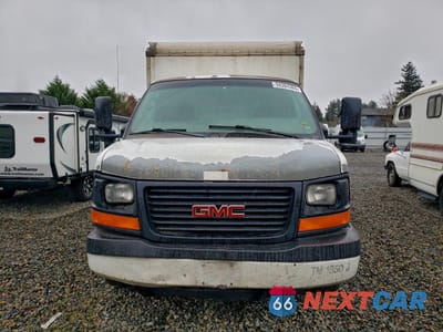 Piąte zdjęcie samochodu w środku: 2004 GMC SAVANA CUTAWAY G3500 VIN:1GDGG31V741901769 - miniatura