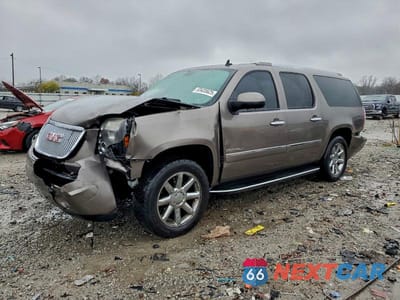 2012 GMC YUKON XL DENALI 1GKS2MEF4CR247307 - główne zdjęcie licytacji z USA - miniatura
