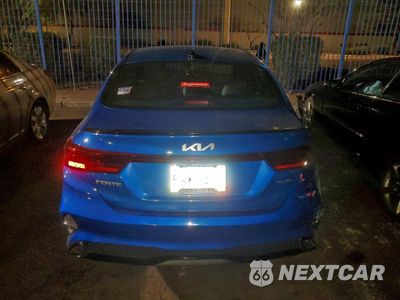 Zdjęcie 6 z 14 samochodu: 2022 KIA FORTE GT L VIN:3KPF54AD5NE437740 - miniatura