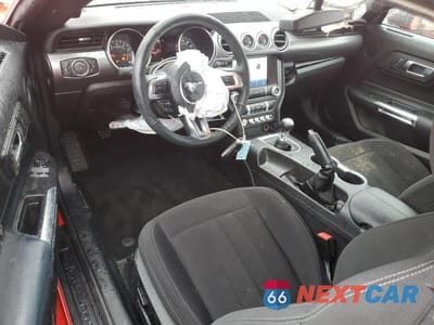 Zdjęcie 8 z 13 samochodu: 2020 FORD MUSTANG VIN:1FA6P8TD9L5123702 - miniatura