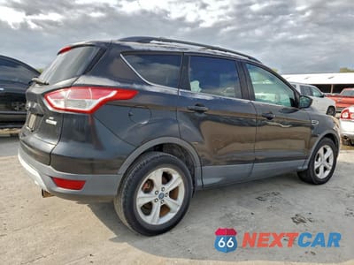 Trzecie zdjęcie samochodu z tyłu: 2013 FORD ESCAPE SE VIN:1FMCU0GX3DUC13619 - miniatura