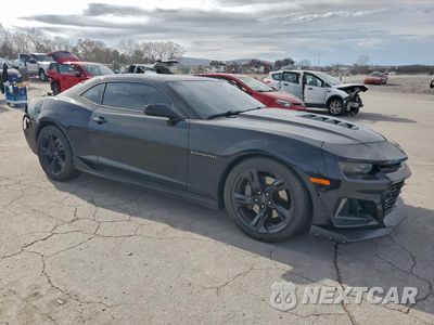 Czwarte zdjęcie samochodu z boku: 2015 CHEVROLET CAMARO SS VIN:2G1FG1EW7F9286557 - miniatura