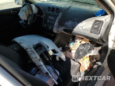 Zdjęcie 8 z 12 samochodu: 2008 NISSAN ALTIMA 2.5 VIN:1N4AL21E98C119621 - miniatura
