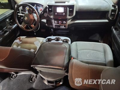 Zdjęcie 8 z 14 samochodu: 2020 RAM 3500 TRADESMAN VIN:3C63RRGL6LG260658 - miniatura