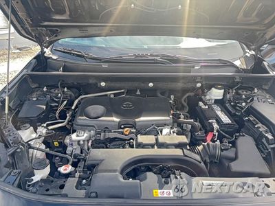 Zdjęcie 7 z 11 samochodu: 2019 TOYOTA RAV4 XLE PREMIUM VIN:2T3A1RFV7KC047826 - miniatura
