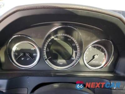 Zdjęcie 9 z 13 samochodu: 2011 MERCEDES-BENZ C 300 4MATIC VIN:WDDGF8BB2BR153347 - miniatura