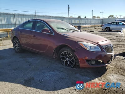 Czwarte zdjęcie samochodu z boku: 2017 BUICK REGAL SPORT TOURING VIN:2G4GL5EXXH9181713 - miniatura