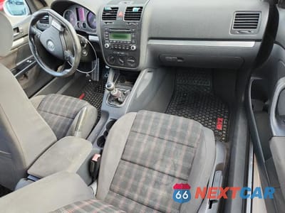 Zdjęcie 8 z 13 samochodu: 2006 VOLKSWAGEN NEW GTI VIN:WVWEV71K56W093510 - miniatura