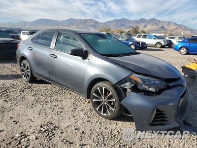 Czwarte zdjęcie samochodu z boku: 2018 TOYOTA COROLLA L VIN:5YFBURHE1JP824842 - miniatura