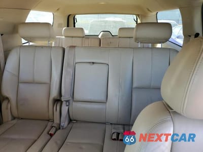 Zdjęcie 10 z 13 samochodu: 2010 CHEVROLET SUBURBAN K1500 LT VIN:1GNUKJE32AR172023 - miniatura