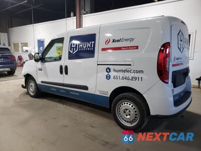 Drugie zdjęcie samochodu z przodu: 2022 RAM PROMASTER CITY DELIVERY VAN VIN:ZFBHRFAB6N6Y43882 - miniatura