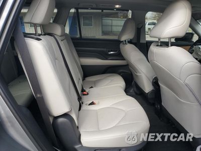 Zdjęcie 11 z 15 samochodu: 2025 TOYOTA GRAND HIGHLANDER LE VIN:5TDAAAB55SS079293 - miniatura