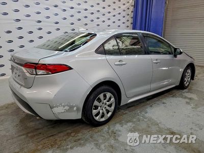 Trzecie zdjęcie samochodu z tyłu: 2020 TOYOTA COROLLA LE VIN:JTDEPRAEXLJ044702 - miniatura