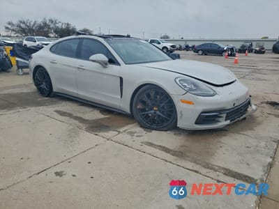 Czwarte zdjęcie samochodu z boku: 2019 PORSCHE PANAMERA BASE VIN:WP0AA2A74KL100774 - miniatura