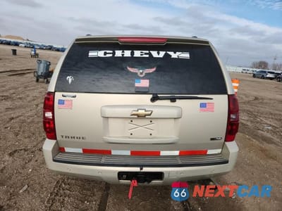 Zdjęcie 6 z 12 samochodu: 2008 CHEVROLET TAHOE K1500 VIN:1GNFK13008J132503 - miniatura
