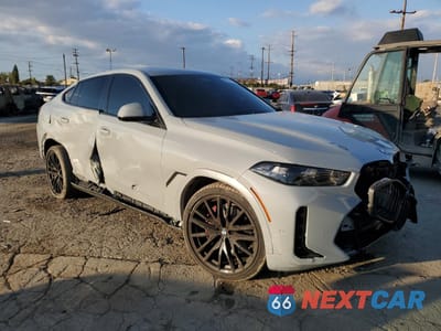 Czwarte zdjęcie samochodu z boku: 2024 BMW X6 XDRIVE40I VIN:5UX33EX08R9U06039 - miniatura