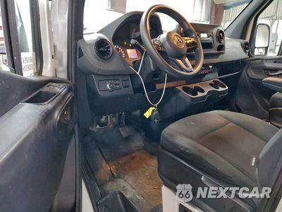Zdjęcie 8 z 16 samochodu: 2019 MERCEDES-BENZ SPRINTER 2500/3500 VIN:WD3PF0ED5KT004033 - miniatura
