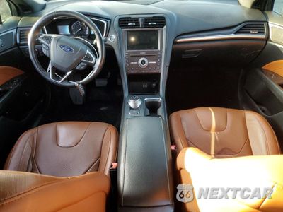 Zdjęcie 8 z 13 samochodu: 2019 FORD FUSION TITANIUM VIN:3FA6P0SU6KR231743 - miniatura