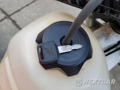 Zdjęcie 8 z 9 samochodu: 1993 HONDA XR250 L VIN:JH2MD2214PM200428 - miniatura