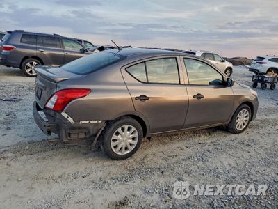 Trzecie zdjęcie samochodu z tyłu: 2017 NISSAN VERSA S VIN:3N1CN7AP1HL857769 - miniatura