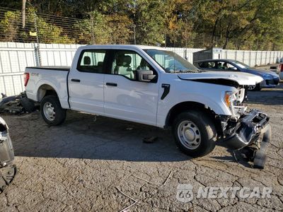 Czwarte zdjęcie samochodu z boku: 2022 FORD F150 SUPERCREW VIN:1FTFW1E52NKD29006 - miniatura