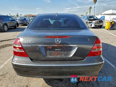 Zdjęcie 6 z 12 samochodu: 2003 MERCEDES-BENZ E 320 VIN:WDBUF65J33A126130 - miniatura