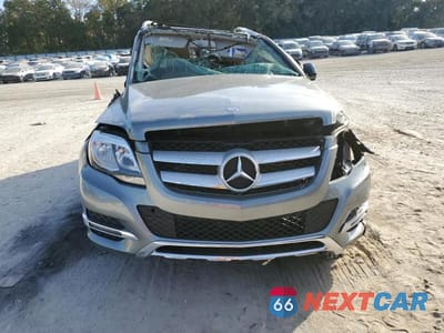 Piąte zdjęcie samochodu w środku: 2014 MERCEDES-BENZ GLK 350 VIN:WDCGG5HBXEG219991 - miniatura