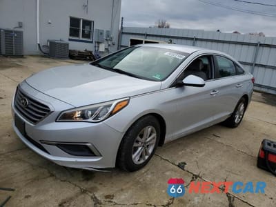 2016 HYUNDAI SONATA SE 5NPE24AF5GH317473 - główne zdjęcie licytacji z USA - miniatura