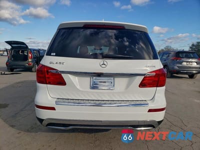 Zdjęcie 6 z 12 samochodu: 2015 MERCEDES-BENZ GL 450 4MATIC VIN:4JGDF6EE3FA533871 - miniatura
