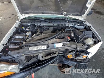 Zdjęcie 12 z 13 samochodu: 2000 CHEV S 10 VIN:1GCCS1441Y8155275 - miniatura