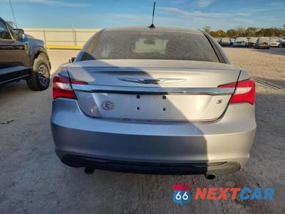 Zdjęcie 6 z 13 samochodu: 2013 CHRYSLER 200 LIMITED VIN:1C3CCBCG9DN574439 - miniatura