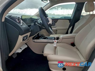 Zdjęcie 7 z 14 samochodu: 2022 MERCEDES-BENZ GLB 250 VIN:W1N4M4GB8NW208483 - miniatura