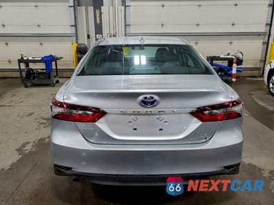 Zdjęcie 6 z 14 samochodu: 2022 TOYOTA CAMRY HYBRID VIN:4T1C31AKXNU571047 - miniatura