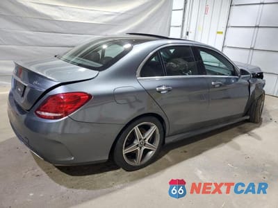 Trzecie zdjęcie samochodu z tyłu: 2017 MERCEDES-BENZ C 300 4MATIC VIN:55SWF4KB1HU225960 - miniatura