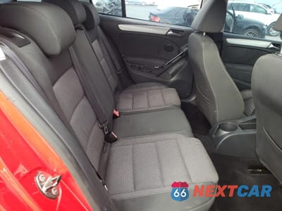 Zdjęcie 10 z 13 samochodu: 2010 VOLKSWAGEN GOLF VIN:WVWDA7AJ5AW101371 - miniatura