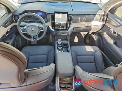 Zdjęcie 8 z 14 samochodu: 2025 VOLVO XC90 PLUS VIN:YV4062PB7S1372799 - miniatura