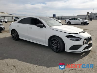 Czwarte zdjęcie samochodu z boku: 2023 MERCEDES-BENZ CLA 250 4MATIC VIN:W1K5J4HB9PN389613 - miniatura