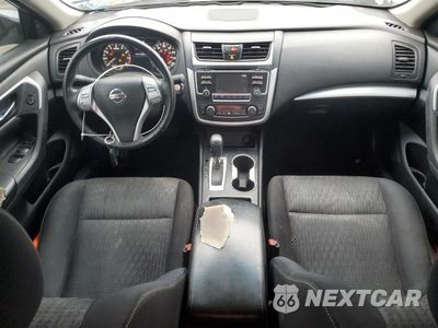 Zdjęcie 8 z 11 samochodu: 2016 NISSAN ALTIMA 2.5 VIN:1N4AL3AP3GC223236 - miniatura