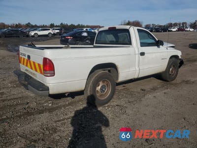 Trzecie zdjęcie samochodu z tyłu: 2000 DODGE DAKOTA VIN:1B7GL26X4YS749812 - miniatura