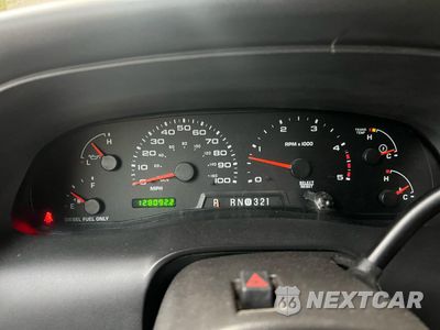 Zdjęcie 8 z 10 samochodu: 2005 FORD EXCURSION EDDIE BAUER VIN:1FMSU45PB5EA05897 - miniatura