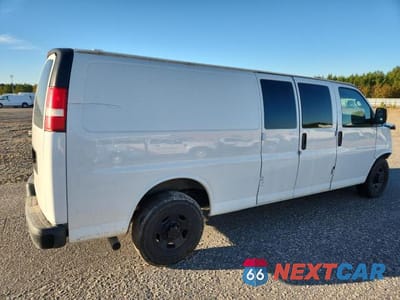 Trzecie zdjęcie samochodu z tyłu: 2015 CHEVROLET EXPRESS G2 DELIVERY VAN VIN:1GCWGGCF4F1263870 - miniatura