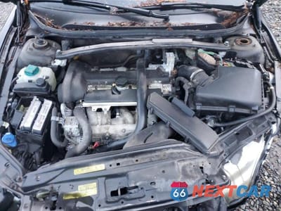 Zdjęcie 12 z 13 samochodu: 2005 VOLVO XC70 VIN:YV1SZ592851198208 - miniatura