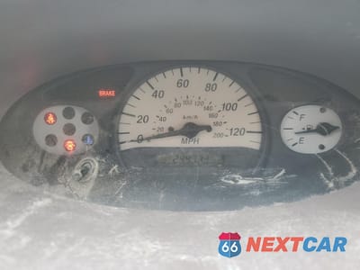 Zdjęcie 9 z 14 samochodu: 2001 TOYOTA ECHO VIN:JTDAT123710196576 - miniatura